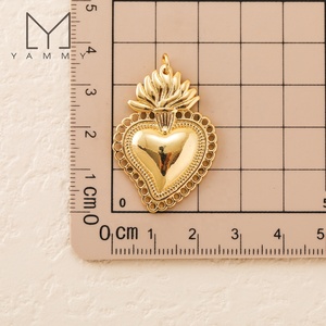 <span class=keywords><strong>Yammy</strong></span> YLJ039 - Accesorios de Joyería DIY Chapados en Oro, Etiquetas Pequeñas en Forma de Corazón, Dijes para Hacer Pulseras y Colgantes - Product Image 5