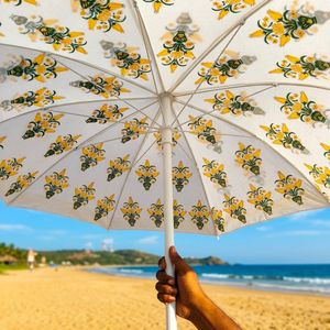 Parasol de plage classique à imprimé floral en coton, protection solaire, pliable manuellement, pour usage extérieur - Product Image 1