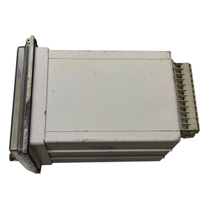 Nuevo relé de voltaje trifásico <span class=keywords><strong>SPAU</strong></span> 130 C - Product Image 2