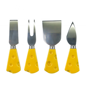 Ensemble de 4 couteaux à <span class=keywords><strong>fromage</strong></span> en acier inoxydable, best-seller, avec manches en fil métallique, coupe-légumes manuel, sûr pour la préparation des aliments, pour râper, couper et trancher - Product Image 2