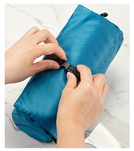 Sac de toilette pliable étanche personnalisé OEM/ODM avec kit complet, <span class=keywords><strong>pochette</strong></span> de lavage durable pour le camping et les voyages d'affaires - Product Image 2