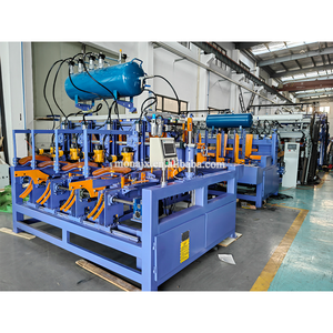 Ligne de production automatique d'assemblage de clouage de palette Euro Machine de fabrication de <span class=keywords><strong>palettes</strong></span> <span class=keywords><strong>Europe</strong></span> par blocs en bois - Product Image 2