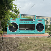 Camionnette alimentaire rétro créative style boombox, kiosque mobile radio cassette vintage en acier inoxydable