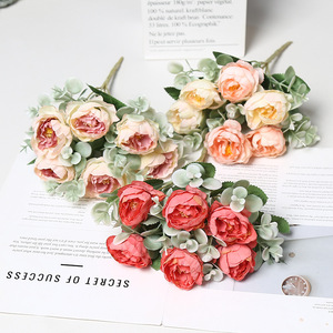 ดอกโบตั๋นประดิษฐ์ Lichao 6 หัว ดอกไม้ผ้าไหม สำหรับตกแต่งงานแต่งงานและบ้าน - Product Image 1