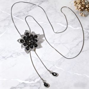 Flower Shape Stainless Steel Pendant Necklace For Women Korean Style Elegant Long Chain Autumn Winter Sweater Accessory - Product Image 4
