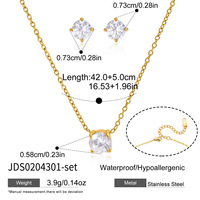 Ensemble de bijoux classique collier solitaire et boucles d'oreilles clous en acier inoxydable plaqué or 18 carats avec pierres de zircon rondes, résistant à l'eau