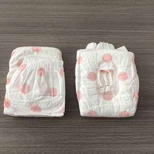 Couches absorbantes désodorisantes à pois, format petit, pour chiens et animaux de compagnie (mâles et femelles), vente en gros, support ODM/OEM - Product Image 3