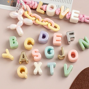 Perles en plastique acrylique UV irisées à grand trou 16*20mm, lettres de l'<span class=keywords><strong>alphabet</strong></span>, pour chaîne de téléphone portable et porte-clés DIY - Product Image 4