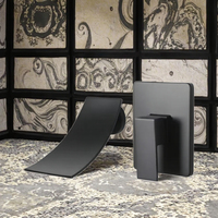 Robinet cascade mural moderne de luxe en laiton à poignée unique, finition noire, avec cartouche céramique, pour salle de bain et salle de sport