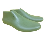 Chaussures de sport Man A MAX, semelles en plastique