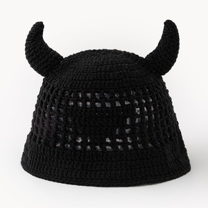 Nuovo Arrivo Cappello a Secchiello con Corna del Diavolo Lavorato a Mano all'Uncinetto, Unisex, per Feste di Halloween, Cappello in Lana Lavorato a Maglia - Product Image 6