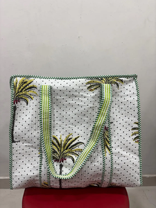 <b>White</b> Floral Quilted <b>Tote</b> <b>Bag</b> Travel Shoulder <b>Bag</b> Grocery Shopping <b>Bag</b> Vacation Beach <b>Tote</b> Reusable Cotton Carryall - Product Image 3