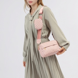 <span class=keywords><strong>Sac</strong></span> à <span class=keywords><strong>bandoulière</strong></span> <span class=keywords><strong>pour</strong></span> femme en cuir PU, grande capacité, portable, 2 en 1, avec <span class=keywords><strong>petit</strong></span> portefeuille rond, B0012 - Product Image 5