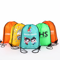 Sac à cordon en polyester bon marché imprimé de logo personnalisé Sacs à cordon non tissés pour sports de gymnastique Sac à dos pour sport Sac à cordon promotionnel