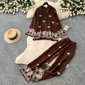 Conjunto de 2 piezas estilo vintage de otoño para mujer, top con cuello polo y traje estampado, venta al por mayor - Product Image 1
