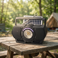 Radio portátil AM/FM con energía solar, altavoz inalámbrico, luz LED de colores, estilo clásico.