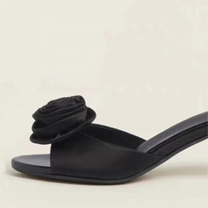 Sandales en soie à fleurs pour femmes, bout carré ouvert, talons épais en cristal, mules confortables pour robe - Product Image 6