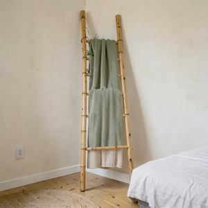 Porte-serviettes et support à vêtements télescopique portable en bambou haute résistance, support pour couvertures, charge maximale 150 kg, pour salle de bain, chambre et maison - Product Image 1