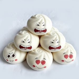 ชุดของเล่นบีบสควิชชี่รูปขนมหวานหลากสีสัน รสเนย ช็อกโกแลต ขนมปัง เกี๊ยว บีบแล้วคืนรูปช้า ทำจาก PU ของเล่นบีบคลายเครียด ของขวัญ TOYSRUNNER - Product Image 1