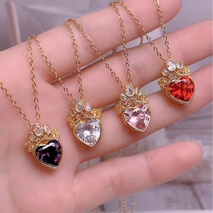Catena di clavicola in acciaio al titanio con corona rosa collana d'<span class=keywords><strong>amore</strong></span> vendita calda da donna di lusso <span class=keywords><strong>per</strong></span> anziani accessori <span class=keywords><strong>per</strong></span> girocollo - Product Image 3