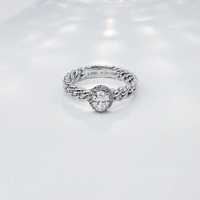Anello Romantico Unico con Diamanti Sintetici Intrecciati in Platino PT950, Gioiello Raffinato da Donna per Fidanzamento, Anello Nuziale con Grande Pietra