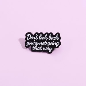 Intéressant Cold Blague Proverbes Épingles En Émail Personnalisé Drôle Énonciations Collection Broche Noir Punk Épinglettes Bijoux Accessoires - Product Image 2