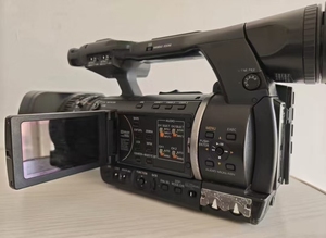 Caméscope professionnel Panasonic AG-AC130MC d'occasion de bonne qualité, caméra vidéo 130MC originale à flash - Product Image 2