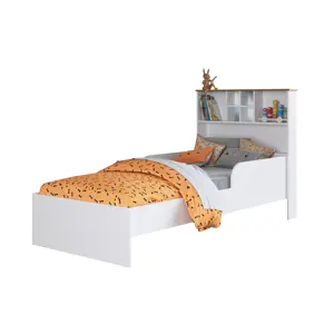 モダンなスタイルの子供用ベッドハウス棚付き子供用ベッド木製キッズベッドルーム家具パーティクルボードベッド白色ブラジルデザイン