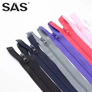 SAS China Supplier 3 5 7 10 Long Chain Nylon Zipper Roll Plastic Support Feature Material Nylon Zipper