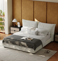 Lit de chambre principale en bois de pin écologique, tissu chenille crème de luxe moderne français, lit California King pour appartement