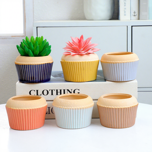 Vaso Artistico a Forma di Cupcake <span class=keywords><strong>in</strong></span> <span class=keywords><strong>Ceramica</strong></span> Classica, Fatto a Mano, Smaltato, con Foro di Drenaggio per <span class=keywords><strong>Piante</strong></span> <span class=keywords><strong>Grasse</strong></span> e Aeree, Ecologico, da Pavimento - Product Image 1