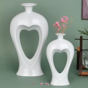 Design creativo Sweet Hearts vaso in ceramica accessori per la decorazione della casa vaso di fiori in ceramica a forma di cuore in porcellana