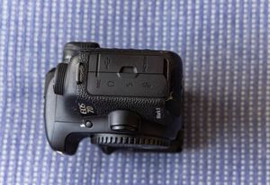 Appareil photo numérique d'occasion de haute qualité pour <span class=keywords><strong>Canon</strong></span> <span class=keywords><strong>7D</strong></span> Mark II, compatible avec capteur CMOS et options carte SD - Product Image 4