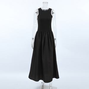 Robe longue d'été en maille style Hepburn vintage personnalisable, coupe ajustée, avec débardeur intégré, petite robe noire, vente en gros - Product Image 2