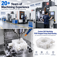 Boîtier de pompe à réactif en PVDF usiné sur mesure par CNC pour équipement de laboratoire d'analyse des fluides