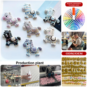 Zili Bestseller Ciondoli in Acrilico Flatback per Capodanno Cinese Anno del Cavallo, Accessori Cartoon per Cinghie Telefono, Decorazioni Fai da Te per Scarpe - Product Image 3