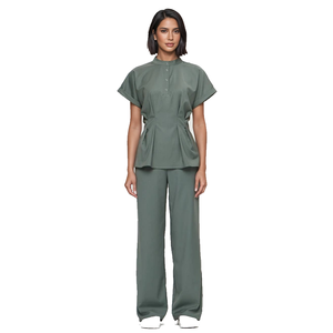 Tenues d'infirmière Bestex personnalisées, à la mode, à manches courtes, extensibles, ajustables, ensembles d'uniformes médicaux pour femmes, vente en gros - Product Image 1