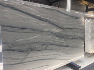 หินอ่อนธรรมชาติสไตล์โมเดิร์นหรูหราจากบราซิล - ลายเส้นสีเทา-ขาว สำหรับตกแต่งผนังทีวี/เคาน์เตอร์ - Product Image 2