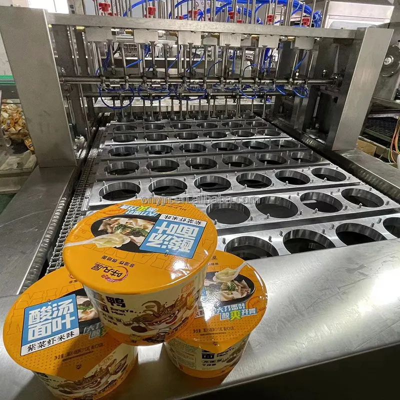 Op Maat Gemaakte Industrie Food Lade Kom Cup Noedels Afdichting Verpakkingslijn Machine Automatisch Voor Plastic Containers