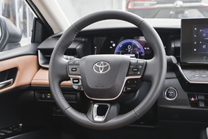 Toyota Grande 2026, Camry 2.0HXS Edizione Sport <span class=keywords><strong>Plus</strong></span>, Smart Multifunzione, 5 Posti, Nuova Auto Camry 2026 - Product Image 3
