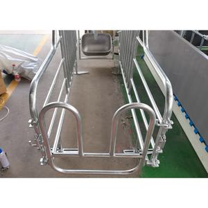 กรงคลอดสุกรคุณภาพสูงแบบชุบสังกะสีแบบจุ่มร้อน ทนทาน พร้อมใบรับรอง CE - Product Image 2