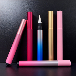 Stylo à huile pour cuticules en plastique doré avec logo personnalisé, tête en silicone, ensemble de stylos à huile pour cuticules, 4 ml, huile nutritive pour cuticules, stylo à clic avec pinceau - Product Image 4