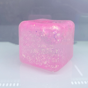 Tpr Chất Liệu Dễ Thương Trẻ Em Món Quà Vui Vẻ Ướt Mềm Bóp Đồ Chơi <span class=keywords><strong>Fidget</strong></span> Đồ Chơi Bột Vàng Maltose <span class=keywords><strong>Cube</strong></span> - Product Image 4