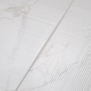 Azulejo Calacatta Deco Brillante 33 x 100 cm con Acabado Rectificado - Product Image 4