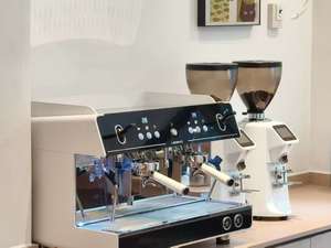 Machine à expresso semi-automatique LaDetina E61 simple/double pour les cafés et salons de thé - Design légendaire Taisho - Product Image 4