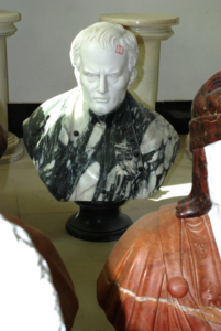 Statue de figures grandeur nature sculptée à la main personnalisée Sculpture sur <span class=keywords><strong>pierre</strong></span> naturelle <span class=keywords><strong>Buste</strong></span> en marbre blanc - Product Image 4