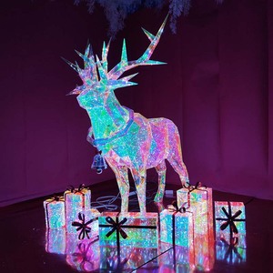 Décoration de Noël lumineuse en forme de cerf coloré à LED pour l'aménagement de scène extérieure dans les centres commerciaux - Product Image 3