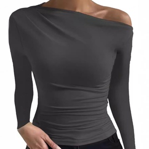 Camiseta Asimétrica de Manga Corta con Pliegues, Nueva Colección Primavera-Verano para Mujer, de Alta Calidad, Personalizable al por Mayor (OEM) - Product Image 1