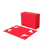 Boîte cadeau en papier à fermeture magnétique noir mat personnalisé pour vêtements, emballage rectangulaire pliable de vêtements
