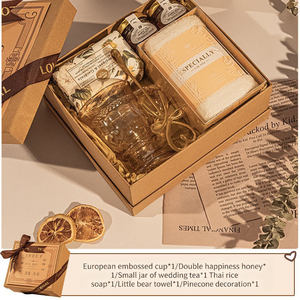 Set de Regalo Personalizable LANJO para Salón de Belleza, Regalo de Bienvenida para Clientes, Papel Impreso con Tipografía Hecha a Mano de Alta Gama - Product Image 6